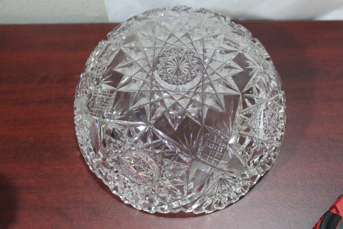 A Brilliant Cut Glass Bowl - 7
