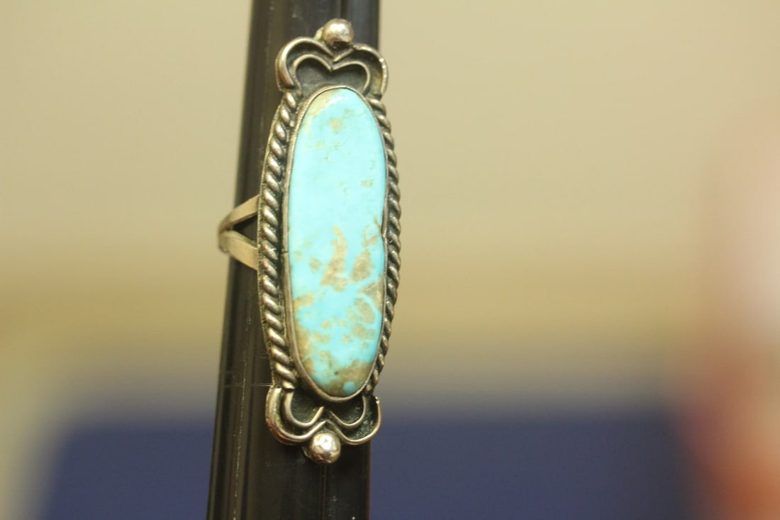 Large Native American Turquoise and sterling ring - 5