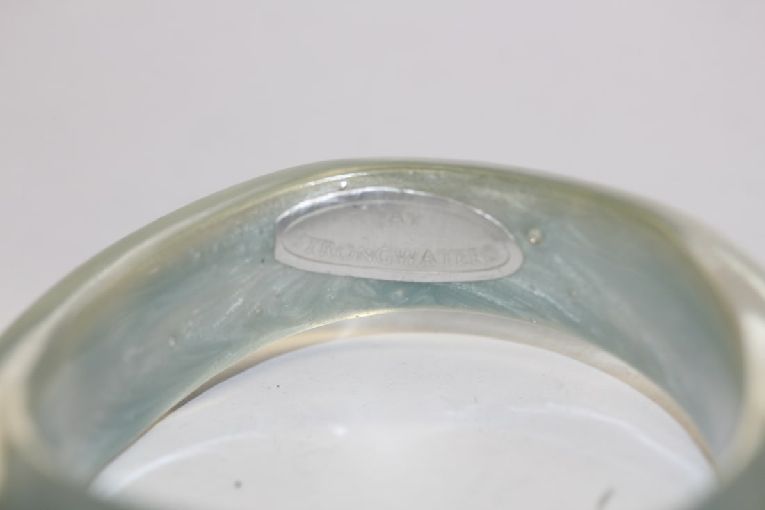 A J. Strongwater Lucite Bangle Bracelet - 3