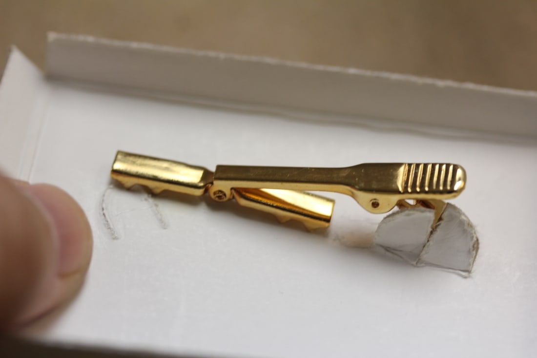 Chinese Tie Tac - 4