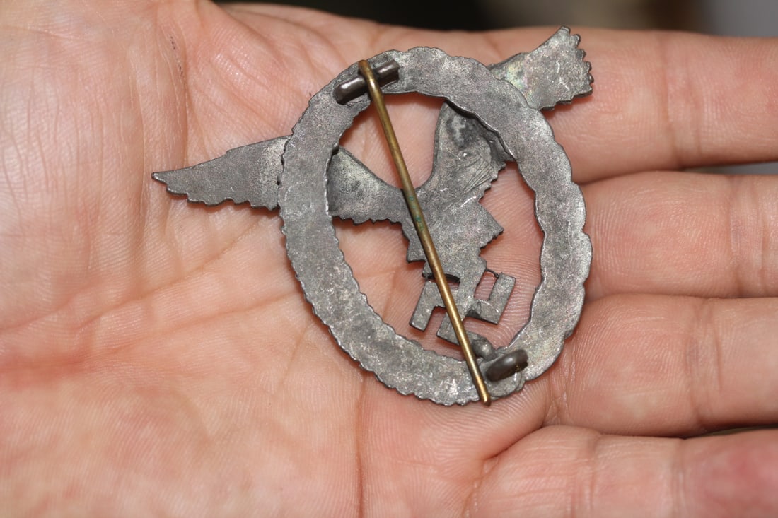 German World War II Pin - 3