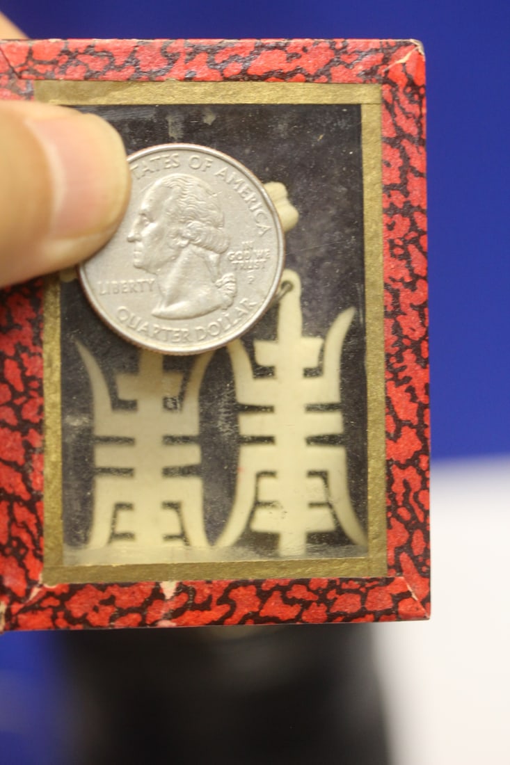 A Pair of Chinese Bone Earrings - 3