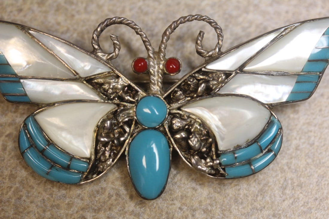Mother of Pearl brooch - 4