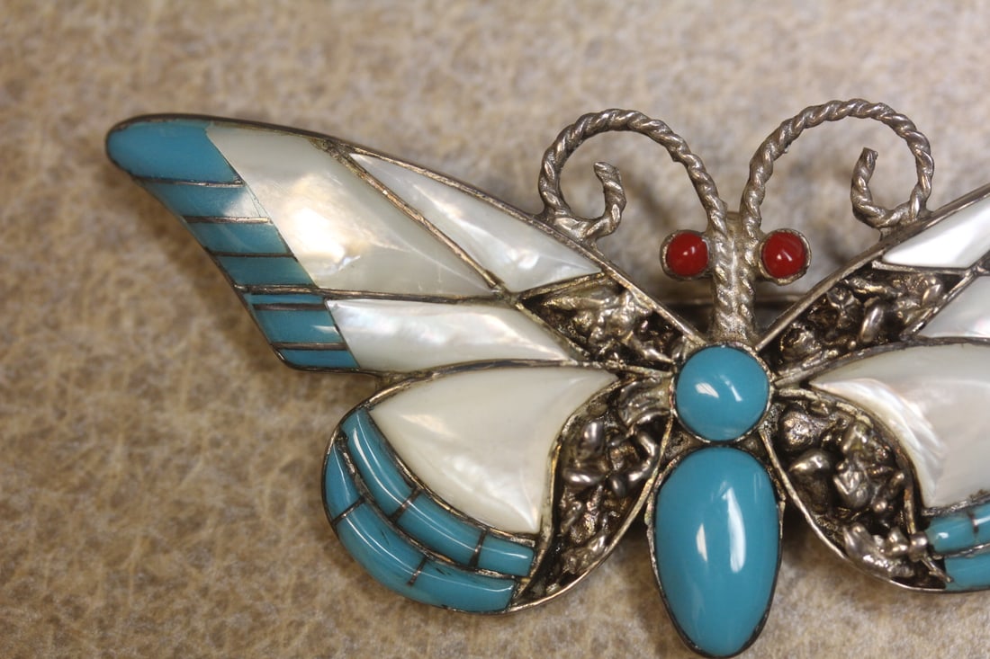 Mother of Pearl brooch - 5