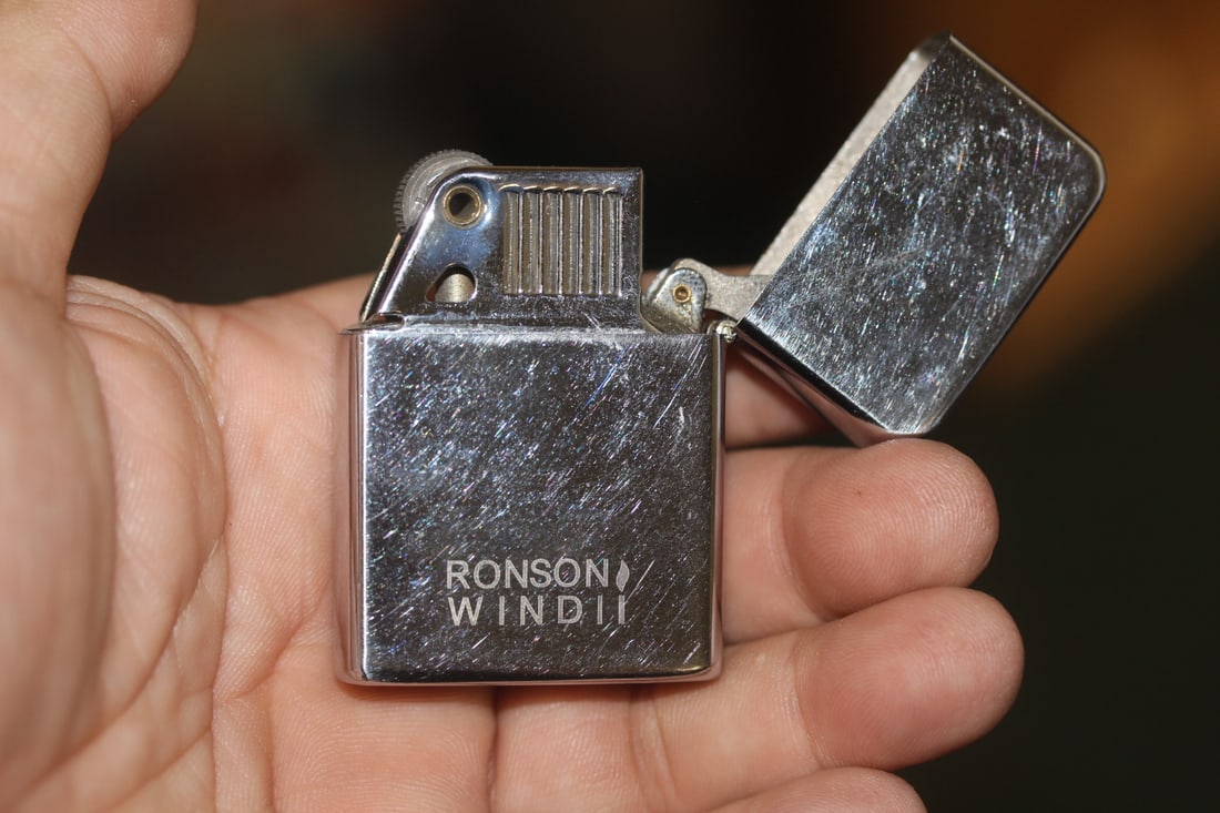 Ronson Wind II Lighter - 2
