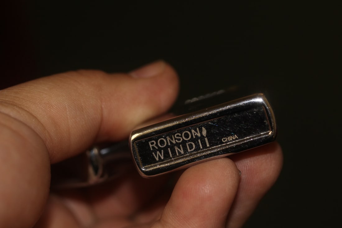 Ronson Wind II Lighter - 4