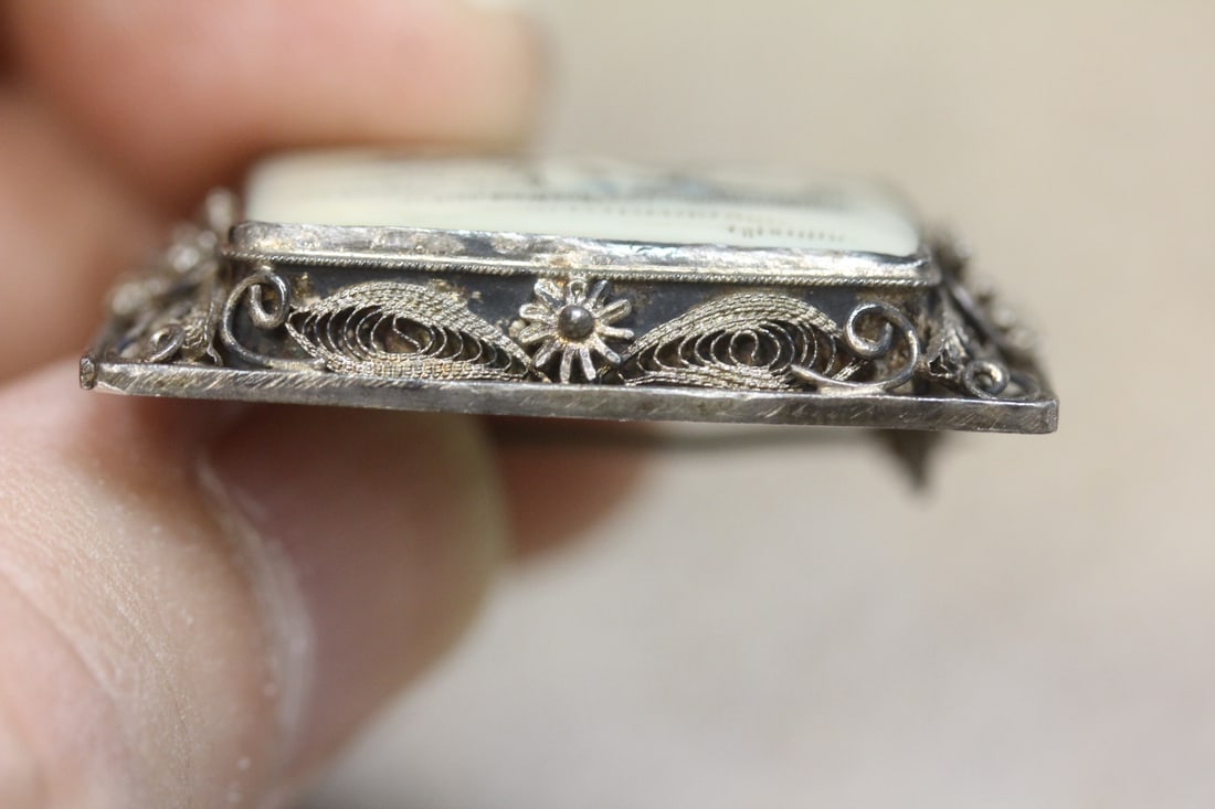 Early Chinese Bone and Filigree Pin or Brooch - 4