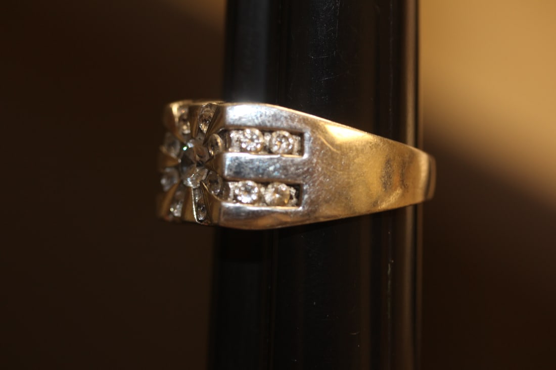 Marked 925 Sterling and Cz Men's Ring - 3