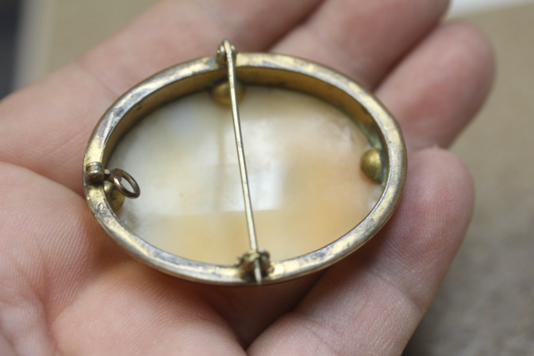 Victorian Gold Filled Cameo Pin - 4