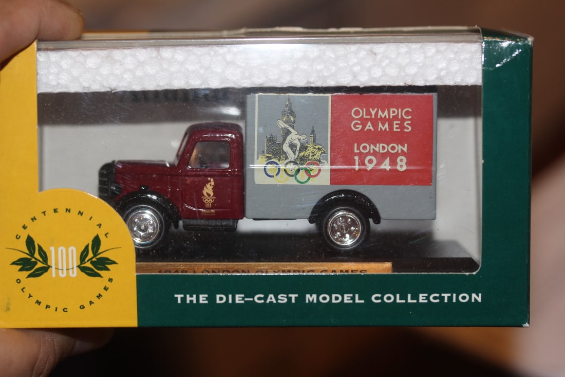 Cast Iron Small Toy Car/Truck - 2
