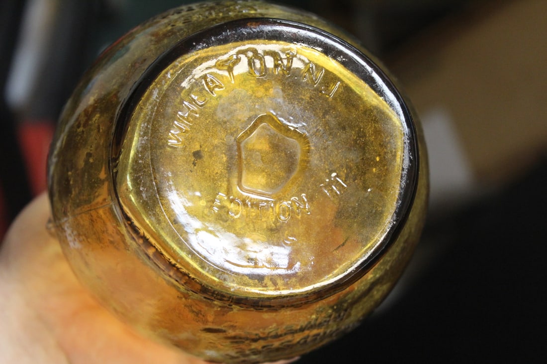 Chicken Foot Amber Spirit Bottle - 4