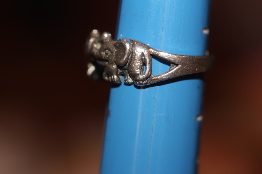 Elephant Motief Sterling Ring - 2