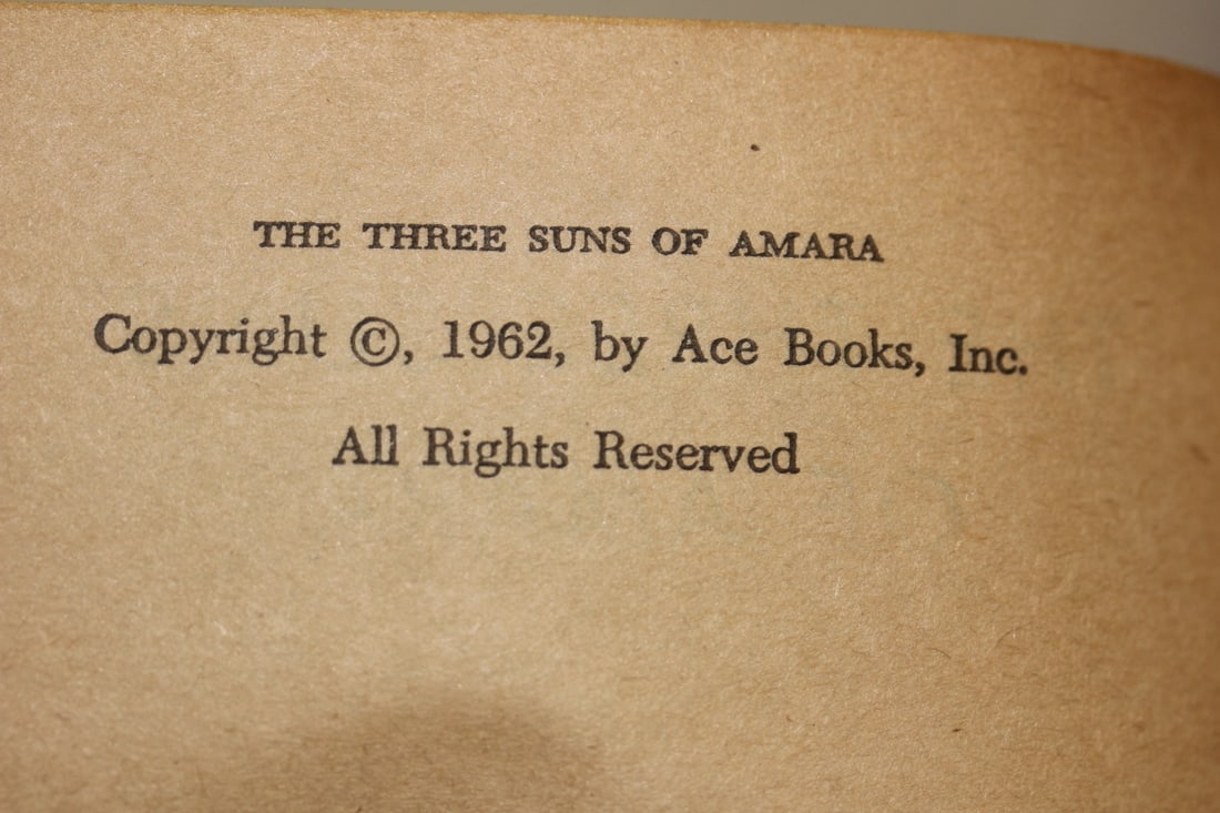 Paperback Novel: The three Suns of Amara - 2