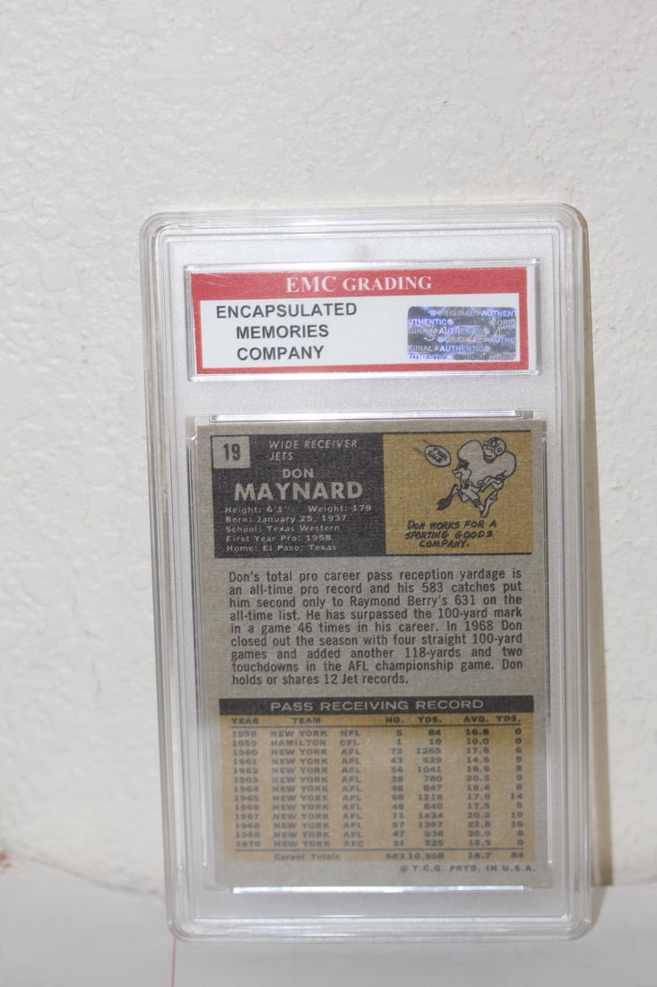 Graded 1971 Topps Don Maynard Football Card - 2