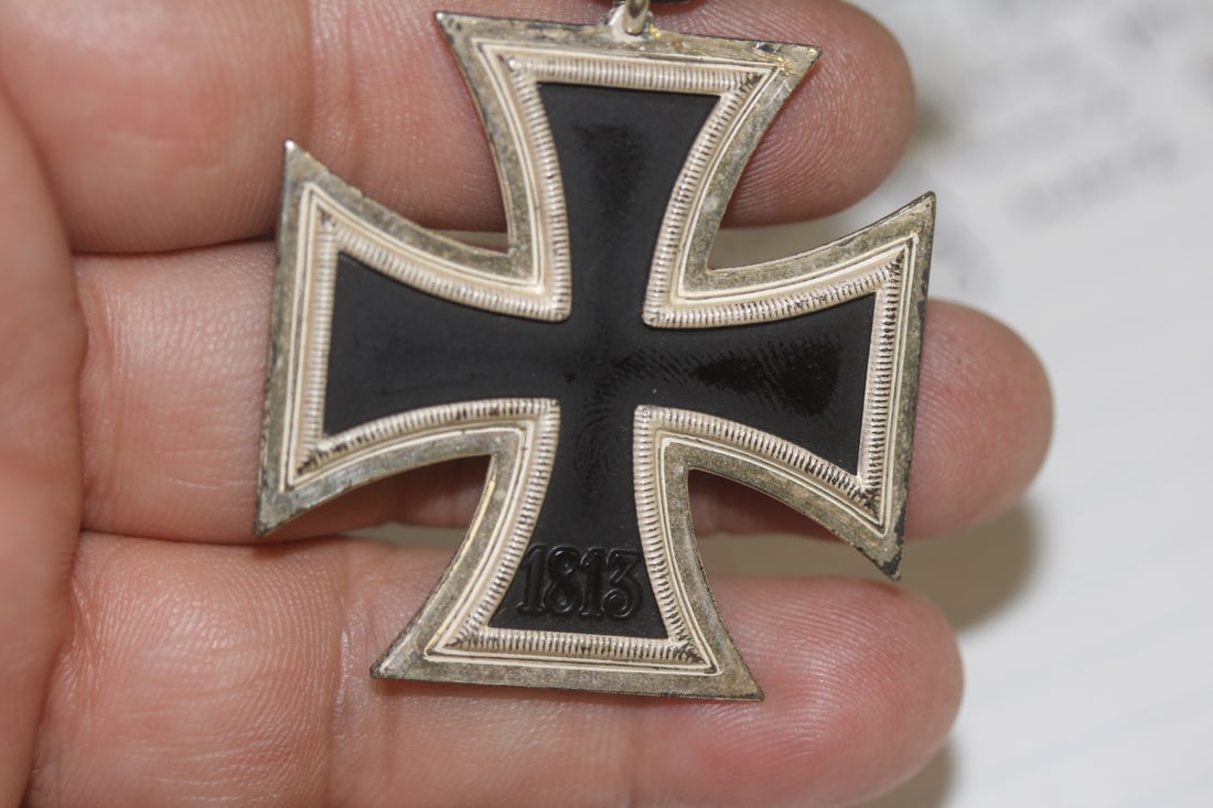 German WWII Pendant - 5