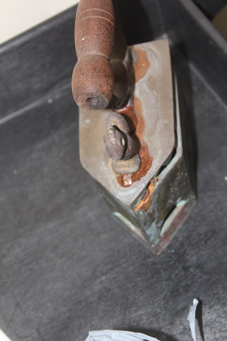 Steam Iron - 3