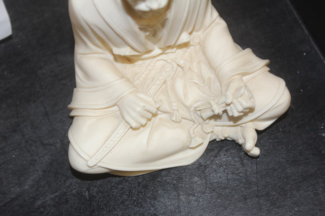 Decorative Resin Oriental Sage - 3