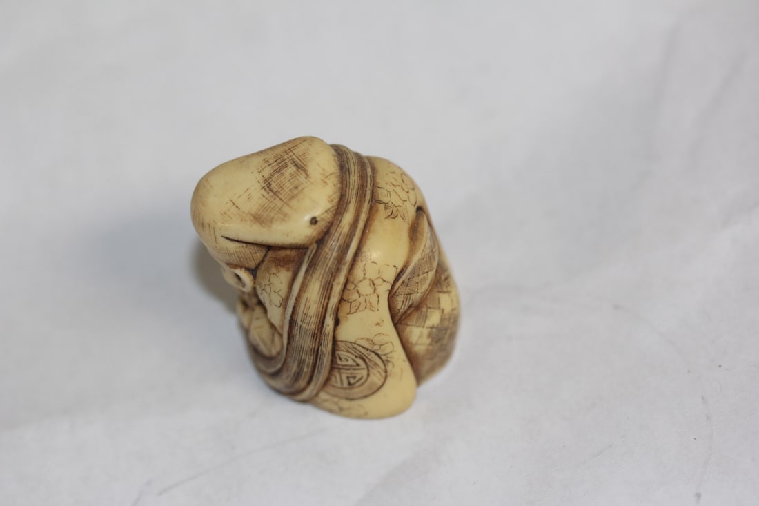 Vintage Japanese Resin Okimono - 3