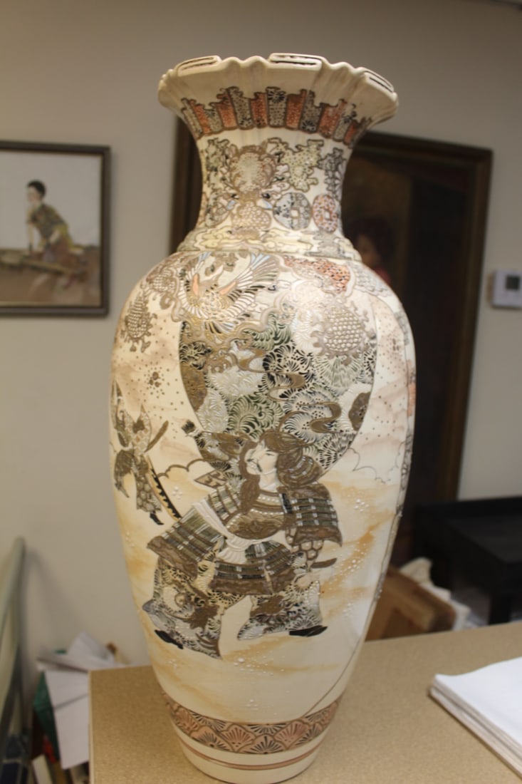 Antique Japanese Satsuma Floor Vase: most likely 19th century - 25 inches tall