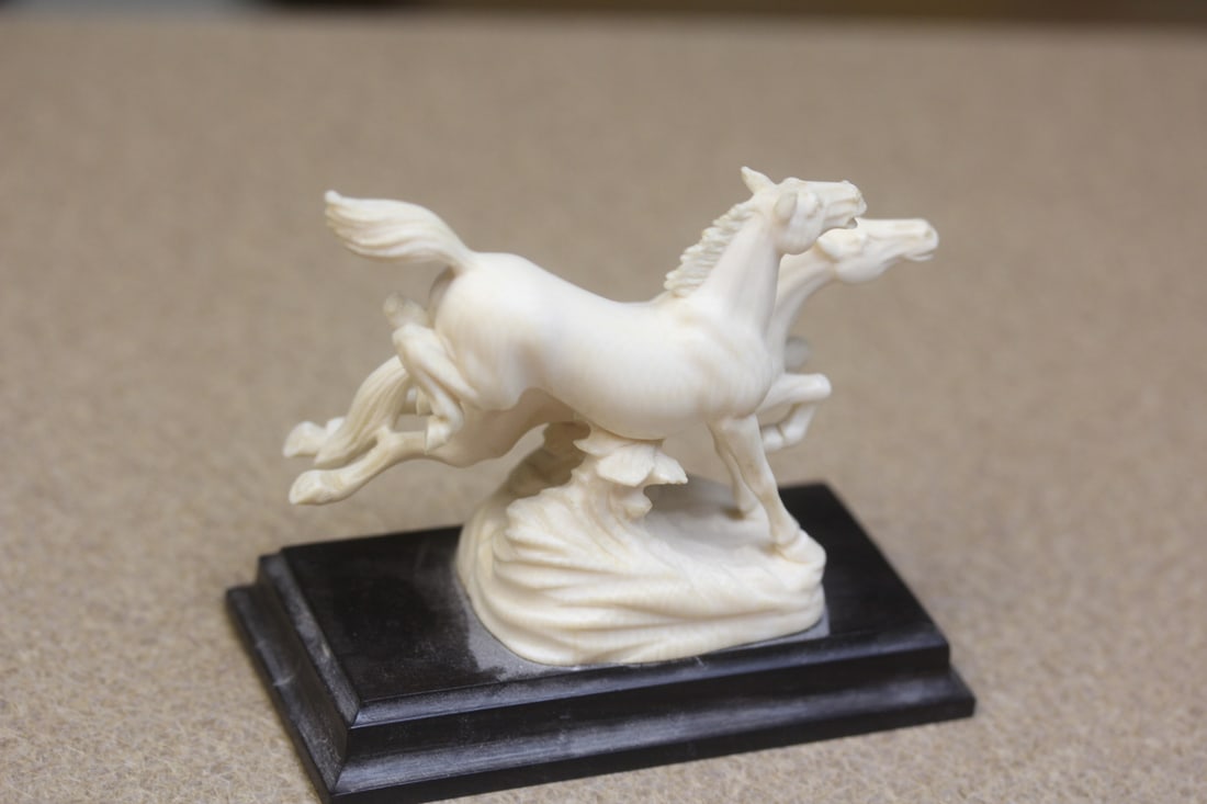 Chinese bone horses - 3