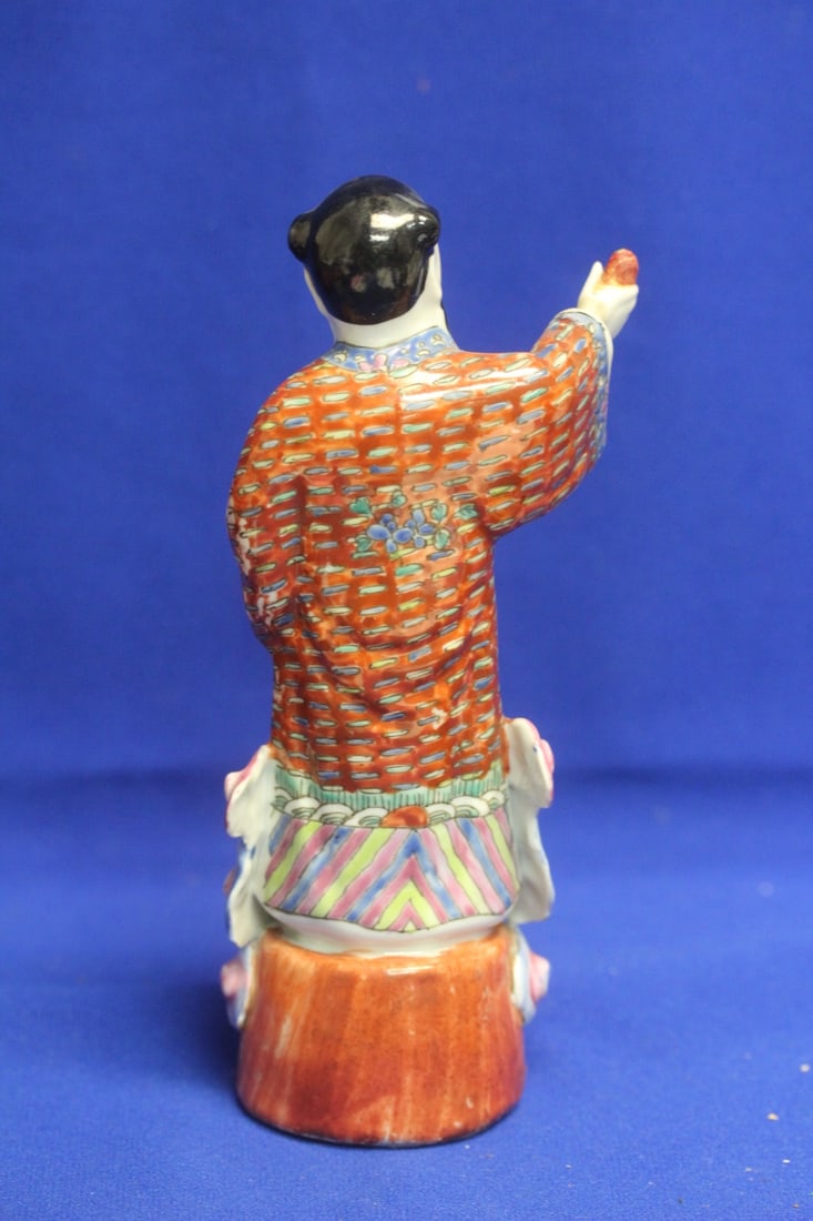 Vintage Chinese Porcelain Figure - 3