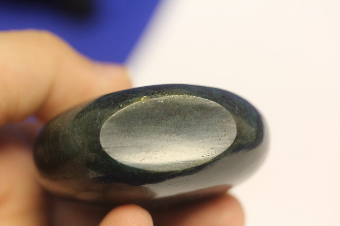 Spinach Jade or Other Gemstone Snuff Bottle - 5