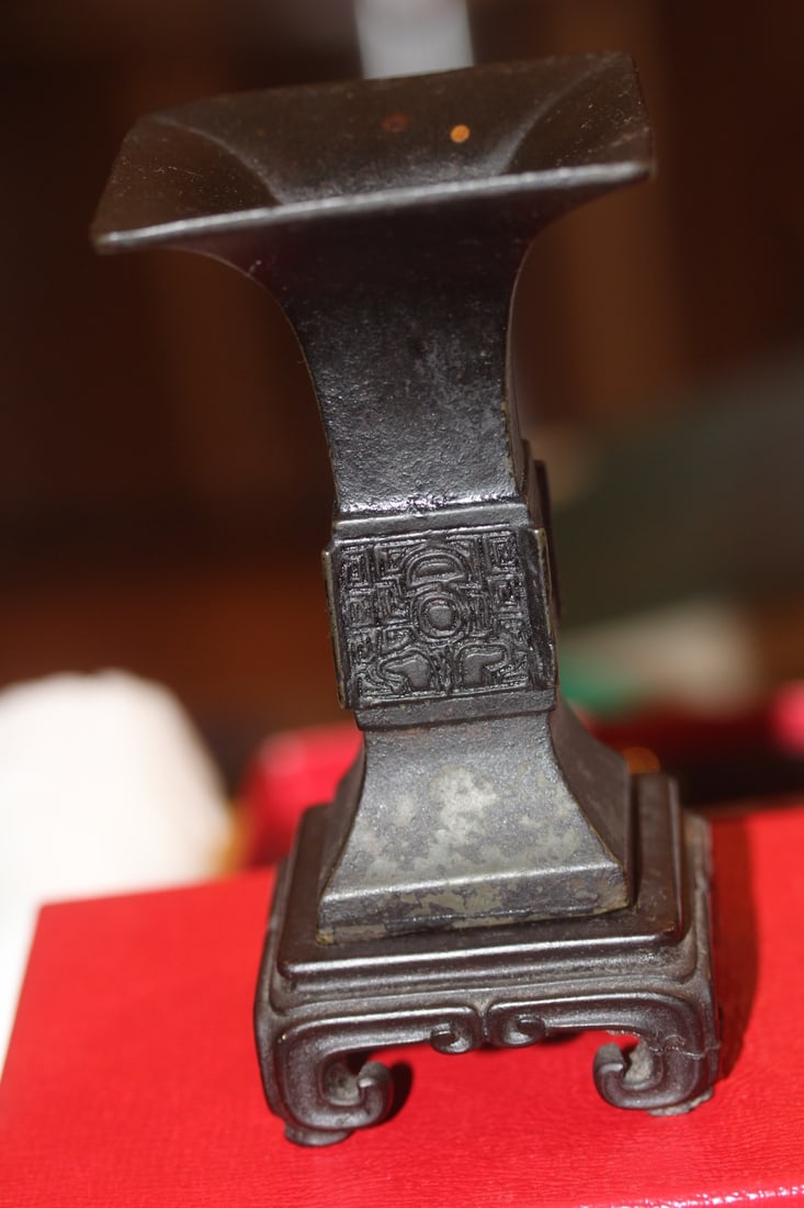 Chinese Gu shape Bronze Vessel - 3