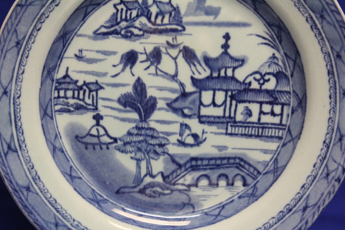 Antique Chinese Canton Plate - 3