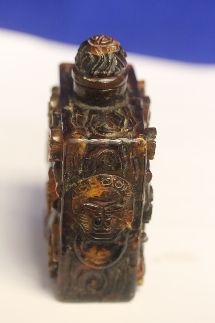 Real Tree Amber Chinese Snuff Bottle - 2