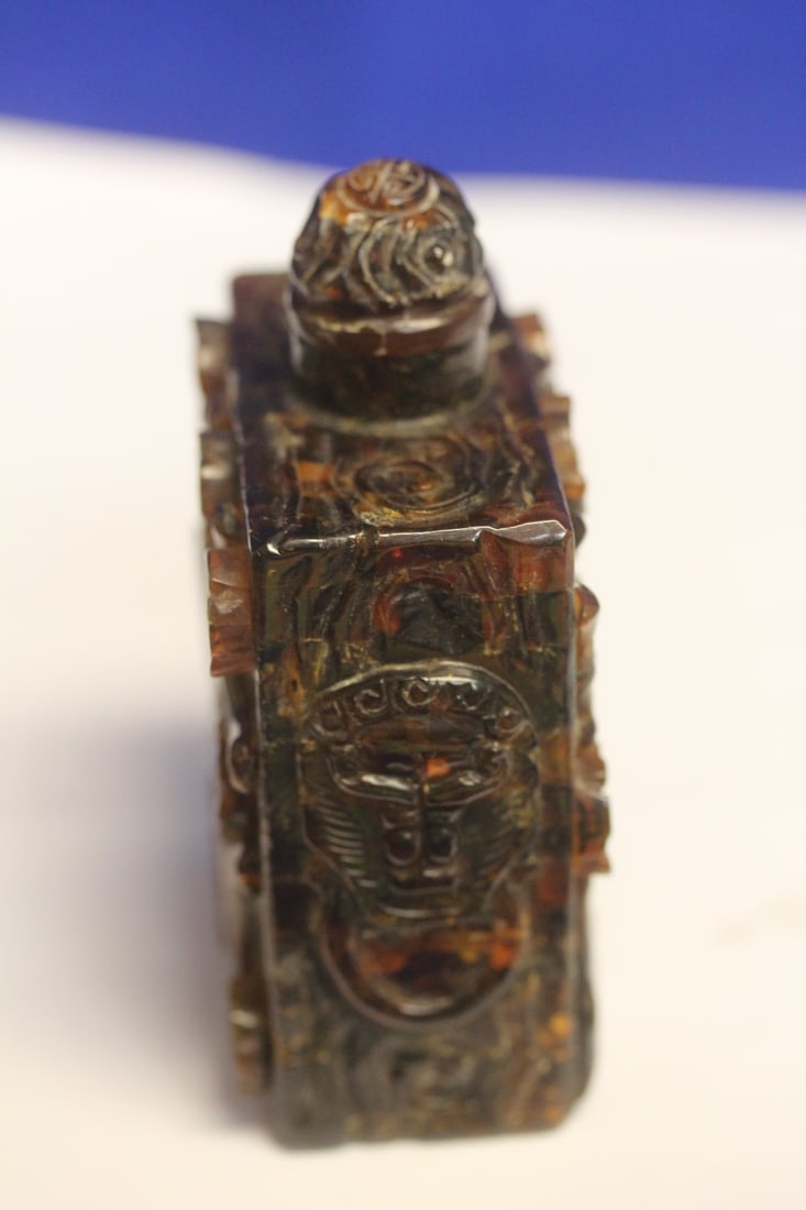 Real Tree Amber Chinese Snuff Bottle - 4