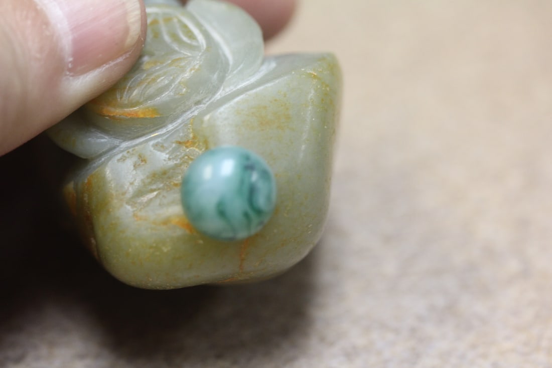 Jade or Similar Hardstone Snuff Bottle - 3