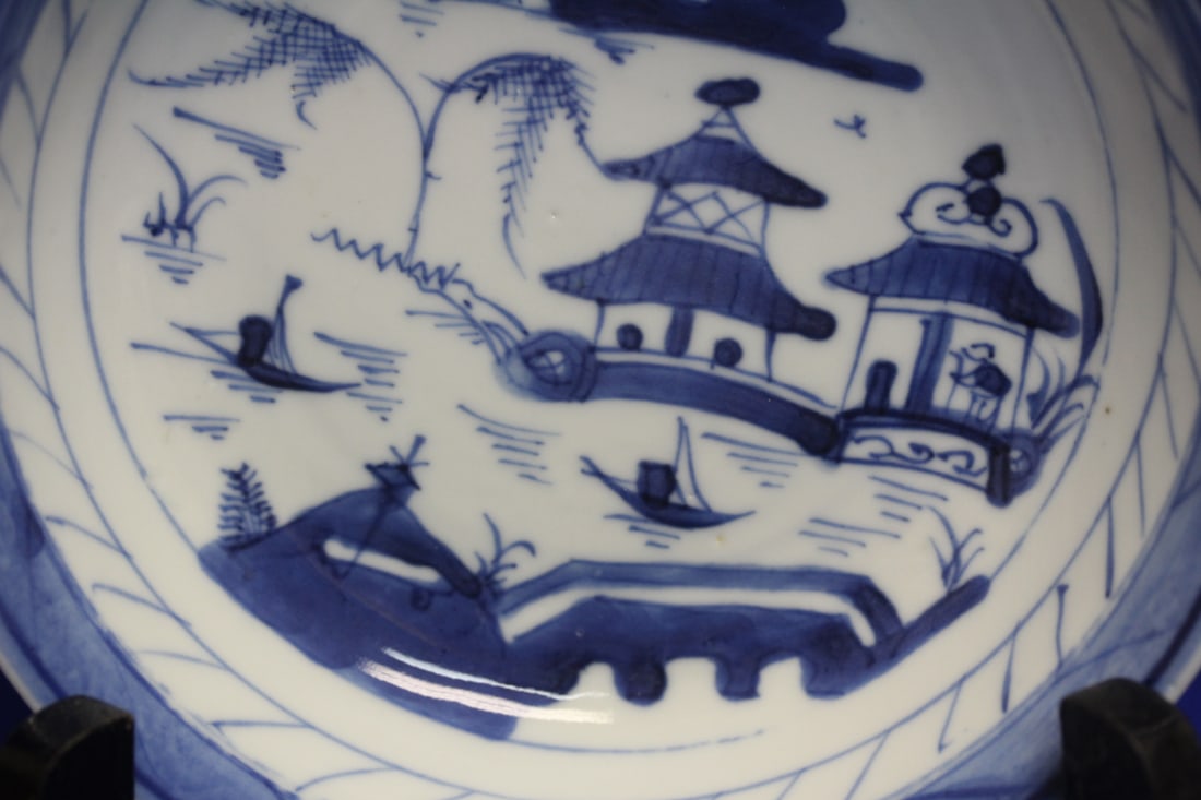 Antique Chinese Blue and White Canton Bowl - 3