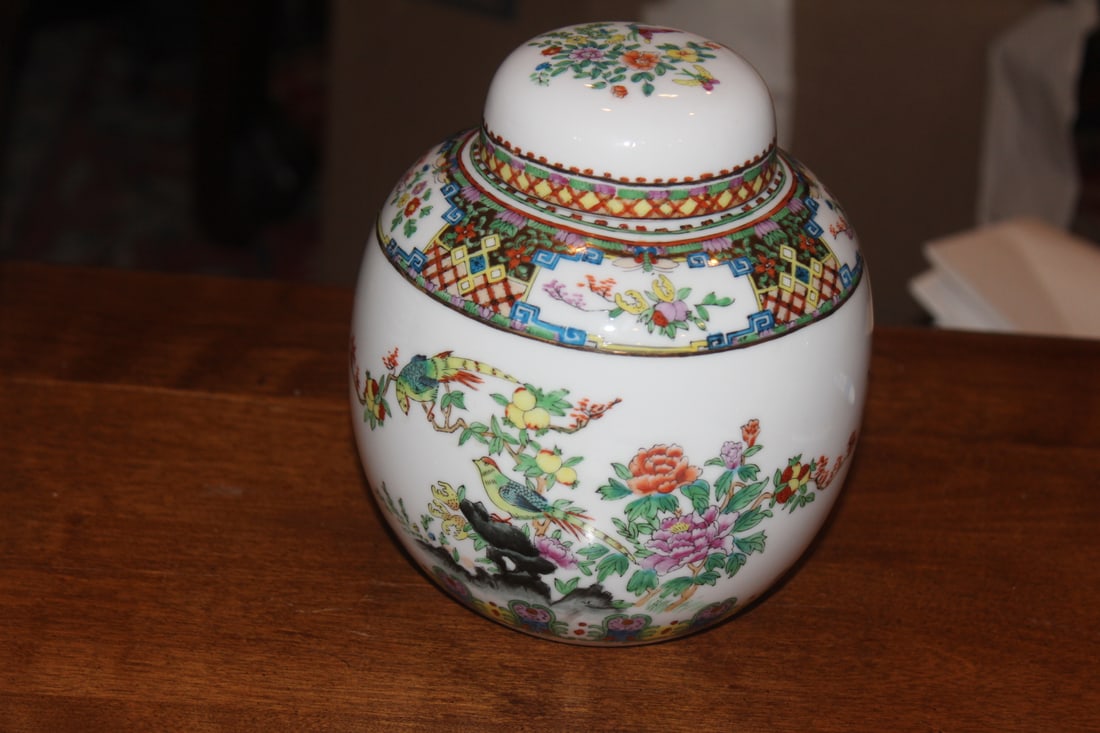 Chinese Rosemedallion Ginger Jar - 3