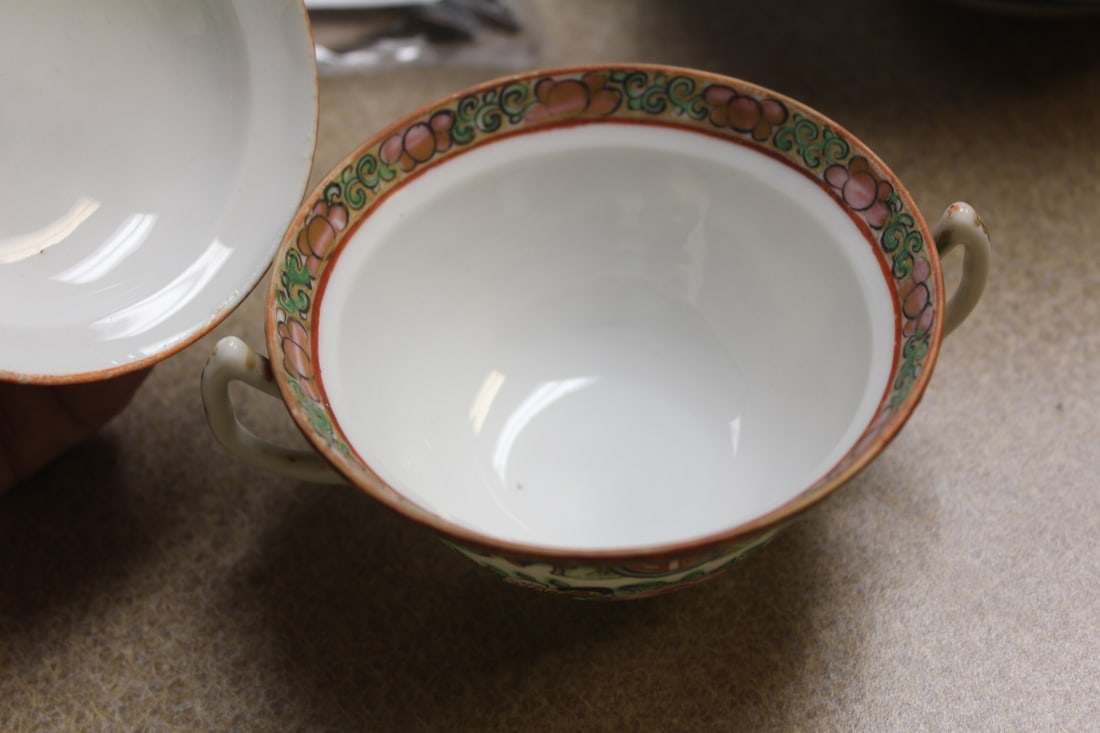 Antique Chinese Rose Medallion Cup with Lid - 5