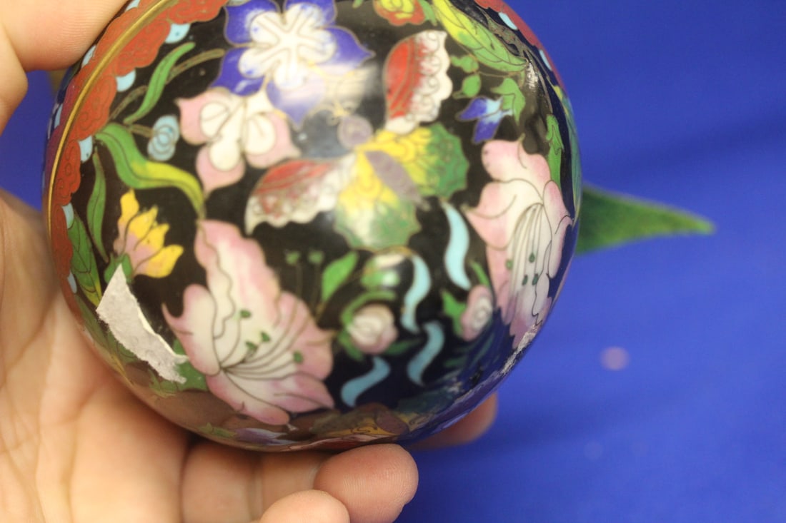 Pair of Cloisonne Boxes in Peach Form - 6