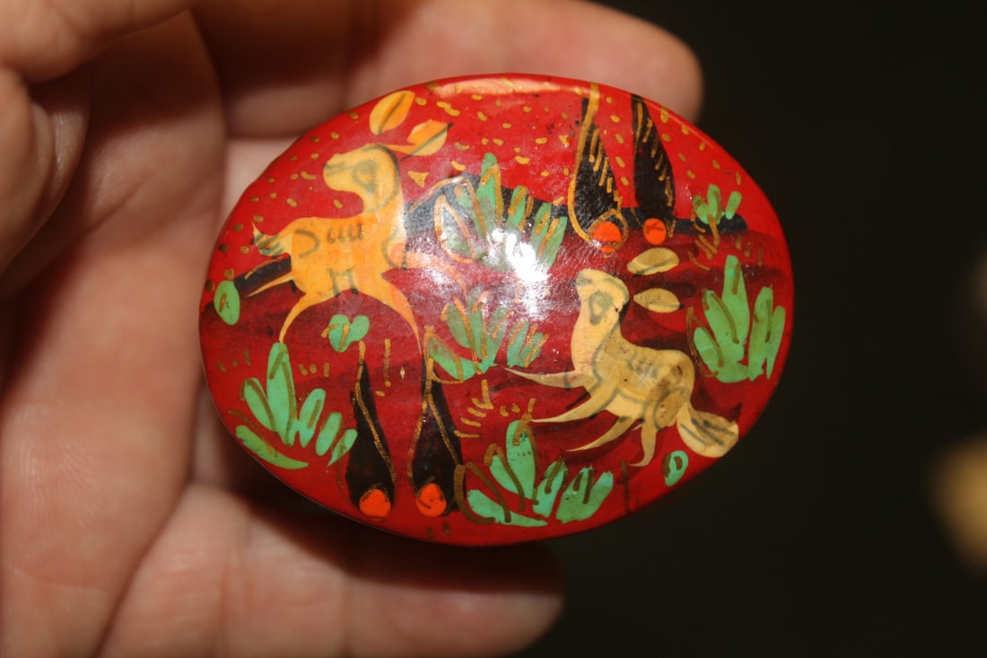 Hand Painted Lacquer Box: most likely from India -2 3/8" in diameter