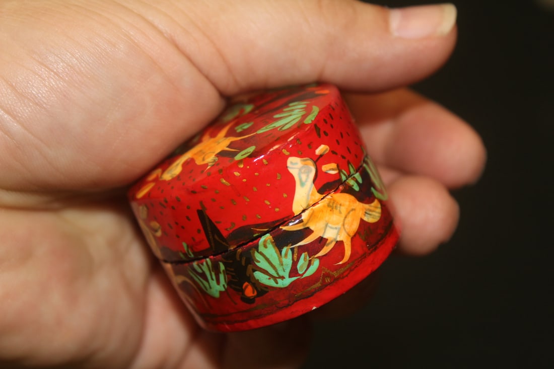 Hand Painted Lacquer Box - 5