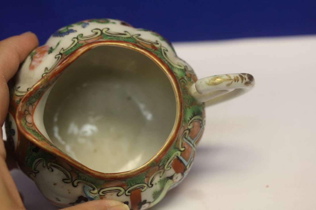 Antique Chinese Rose Medallion Creamer - 6