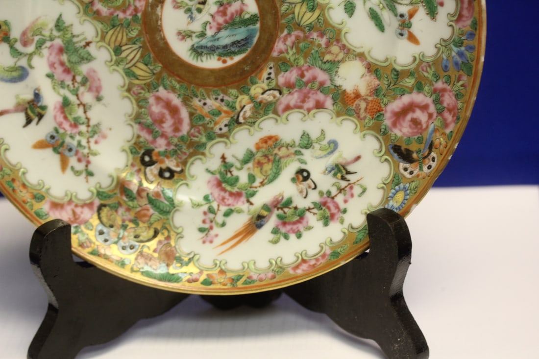 Antique Chinese Rose Medallion Plate - 4