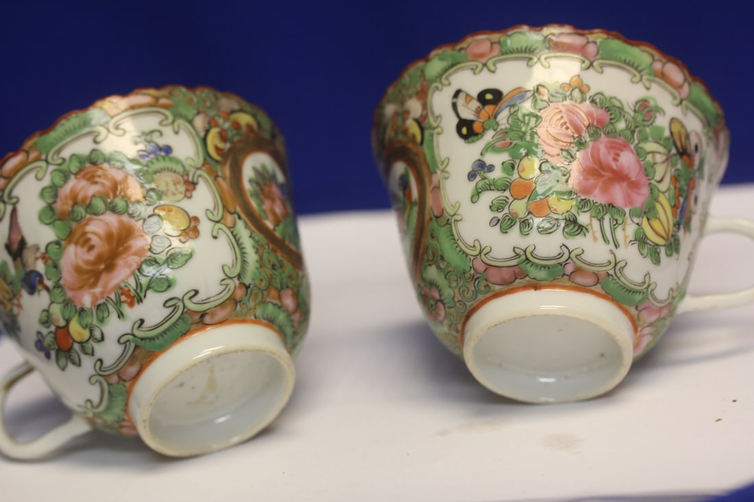 Lot of 2 Chinese Rose Medallion Cups - 5