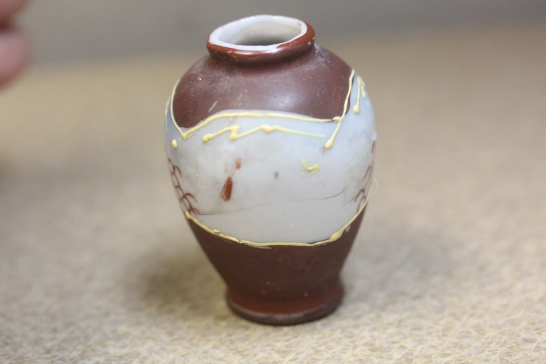 Miniature Occupied Japan Vase - 3
