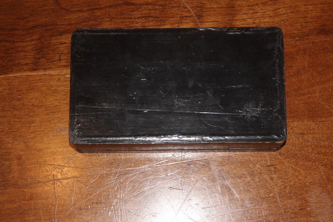 Old Japanese Inlaid Lacquer Box - 5
