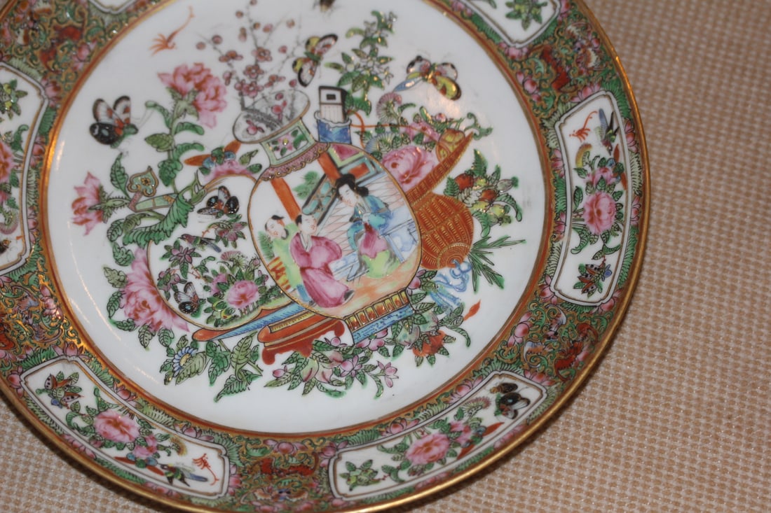 Chinese Rose Medallion Plate - 6