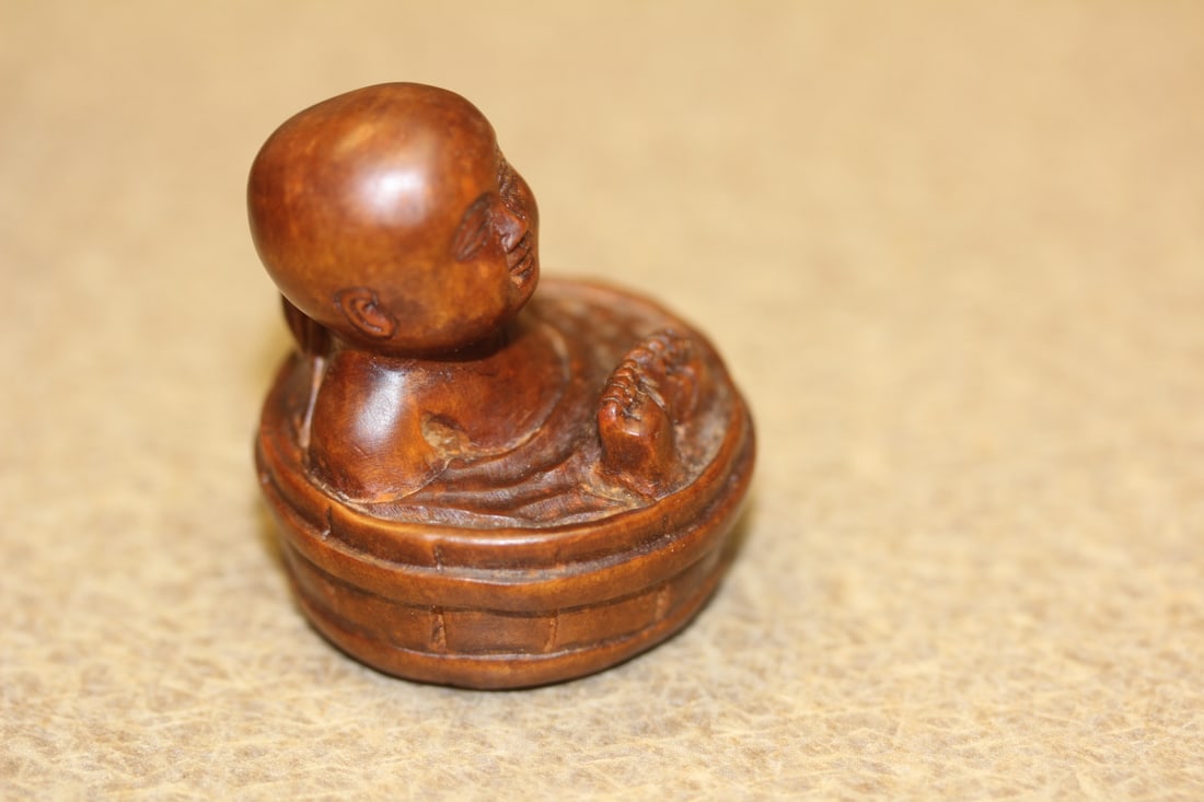 Signed Japanese Wood Netsuke - 4