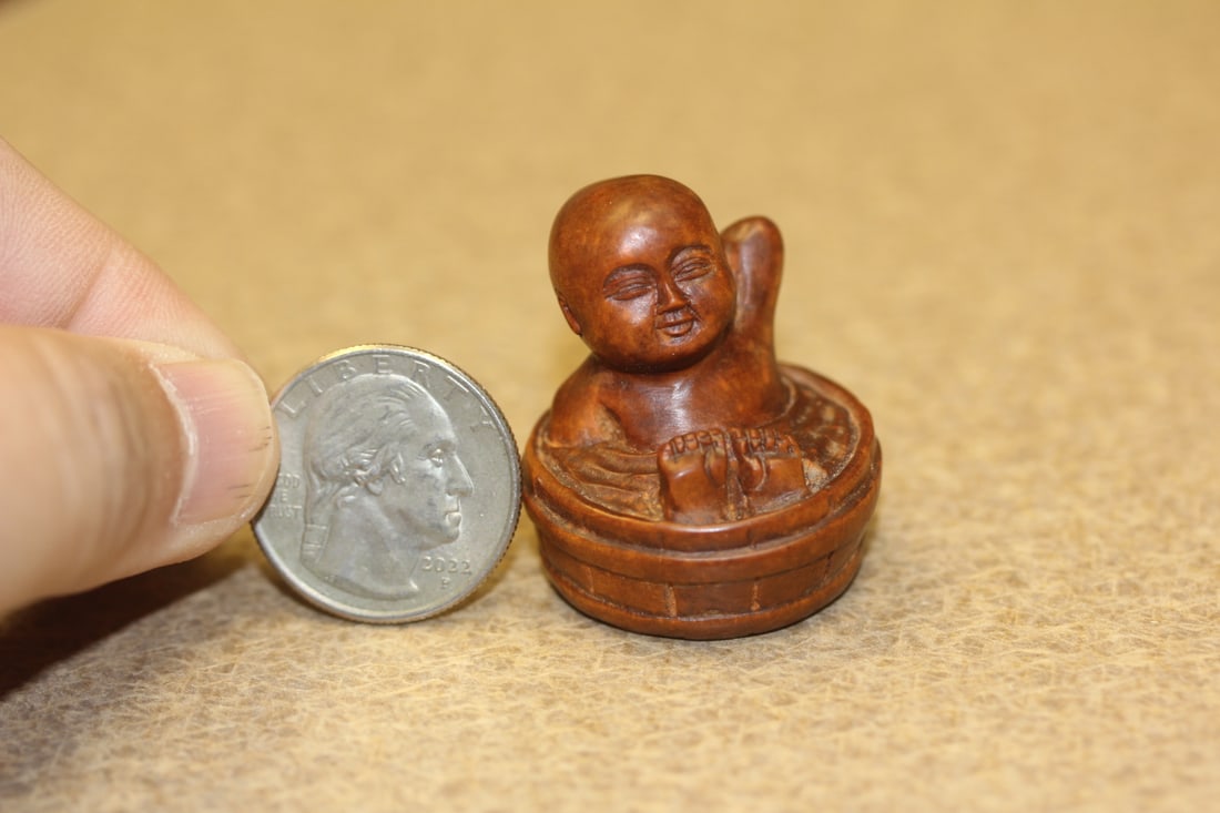 Signed Japanese Wood Netsuke - 7