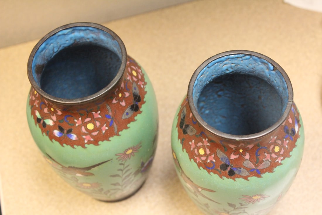 Pair of Japanese Cloisonne Vases - 5