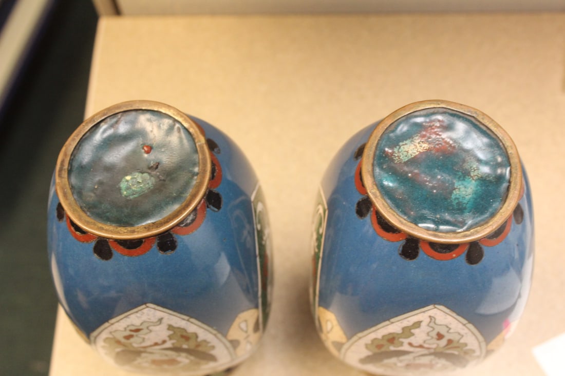 Pair of Japanese Cloisonne Vases - 6