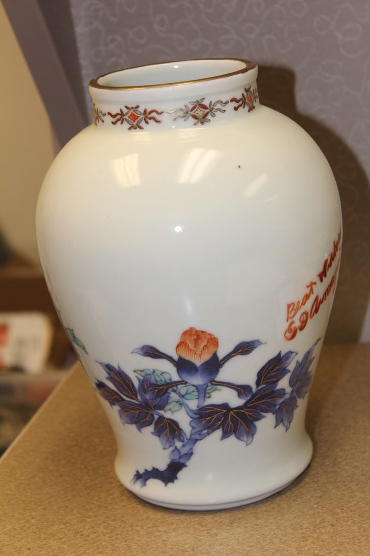 Antique Japanese Studio Porcelain Vase - 3