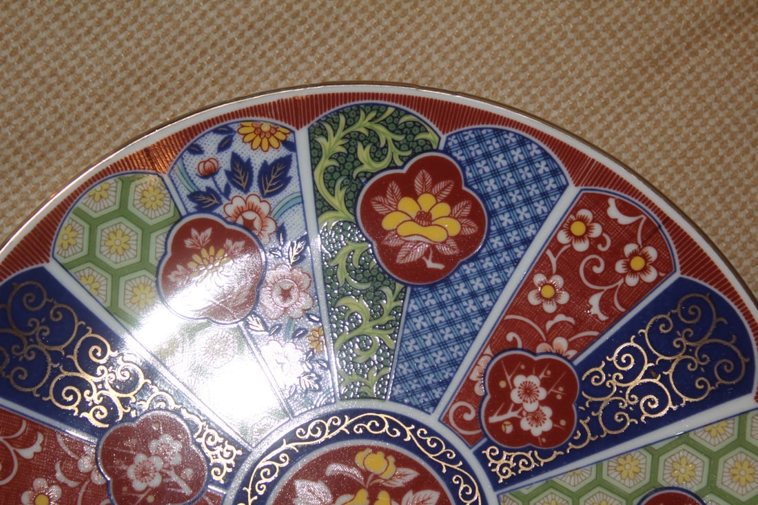Signed Japanese Imari Plate - 2