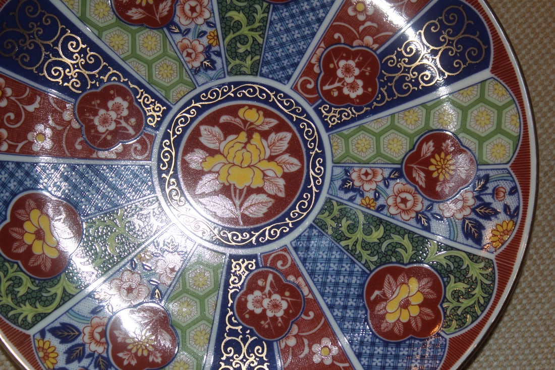 Signed Japanese Imari Plate - 3